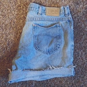 Lee High-Waisted Light Wash Jean Shorts